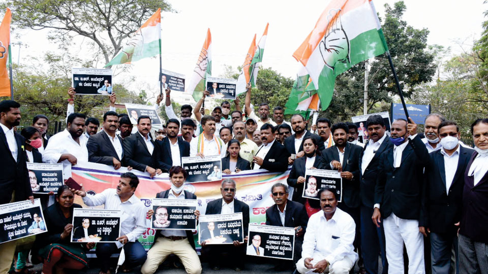 Dr. Ambedkar portrait removal row: Protests continue for the fifth day in city