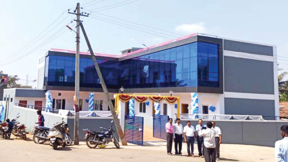 MLA inaugurates hi-tech school building at Kallahalli