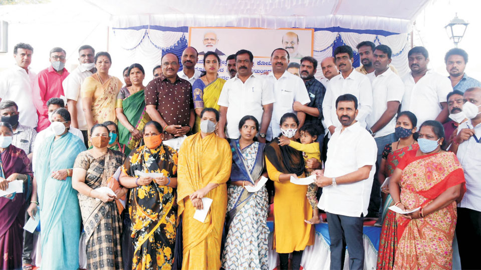 Relief cheques distributed to families of COVID victims