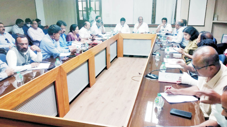 Forest Minister Umesh Katti chairs high-level meeting in Bengaluru