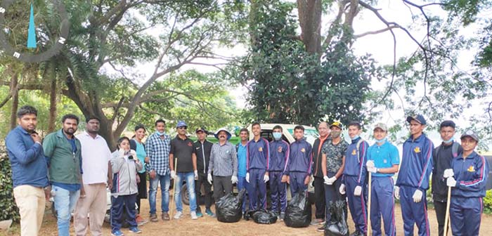 Cleaning campaign at Kukkarahalli Lake