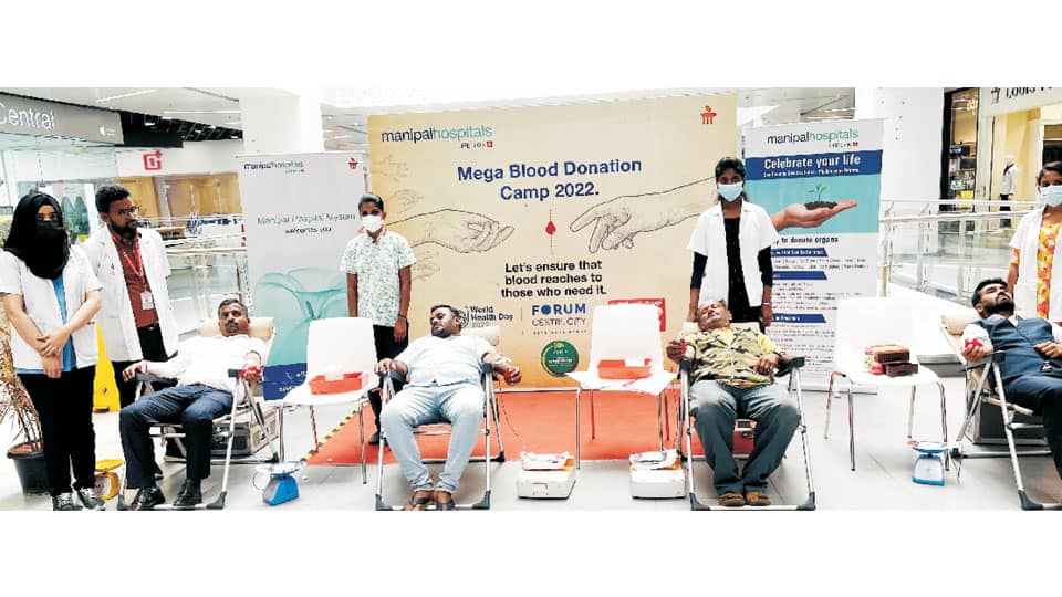 Manipal Hospital conducts Mega Blood Donation Camp