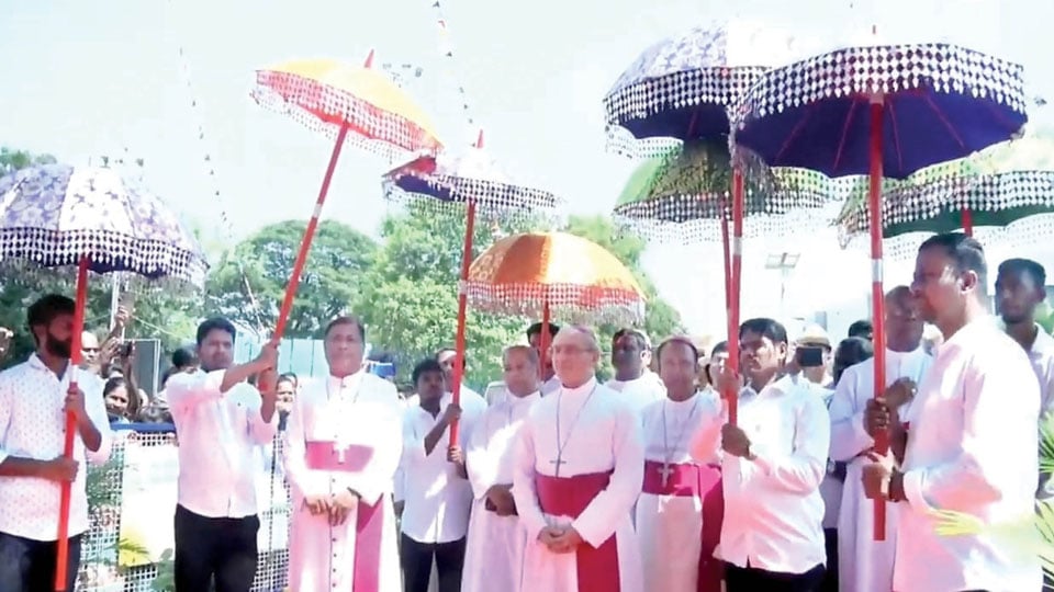 Pope Francis’ Ambassador to India visits St. Philomena’s Church