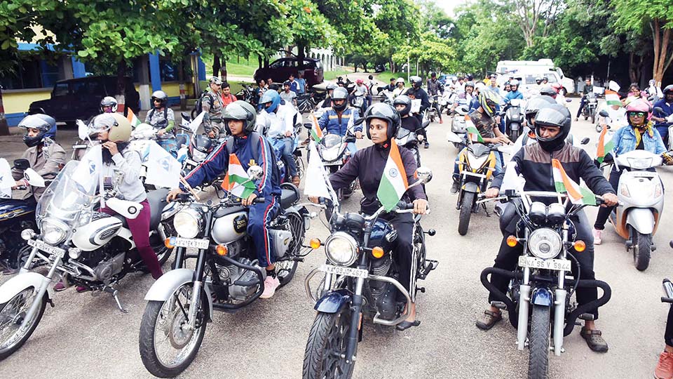 Bharath Parikrama – Bike Rally taken out in city
