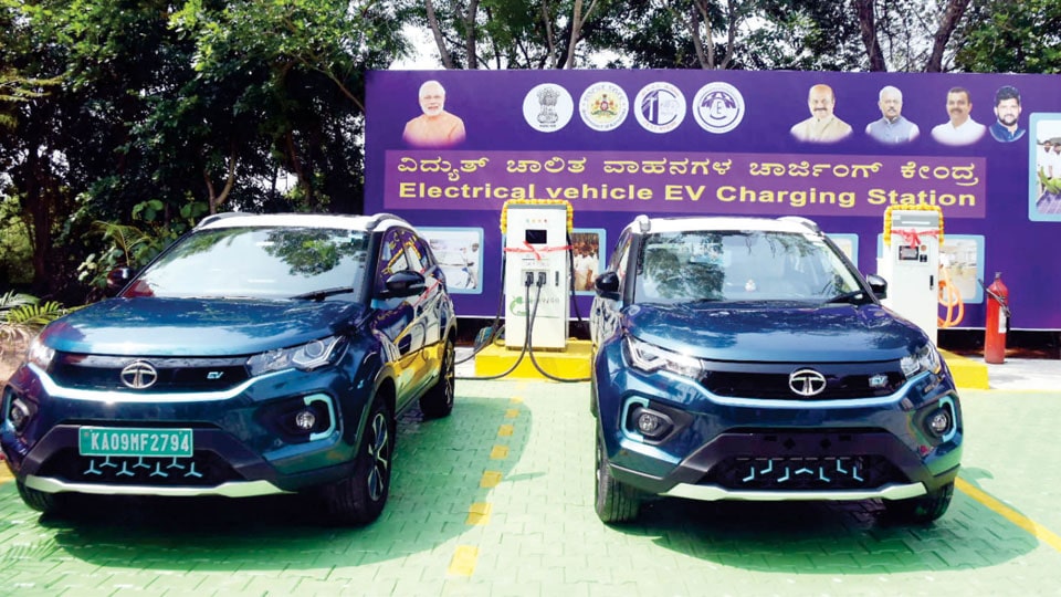 Minister wants price of E-vehicles reduced