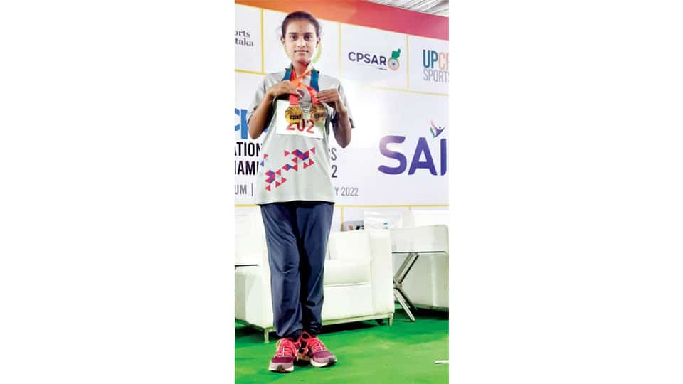 Wins gold medals at National Para Athletic Event