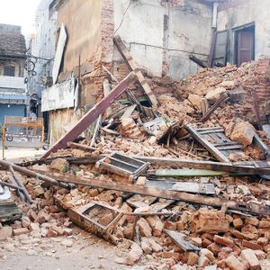 Building collapses in wee hours