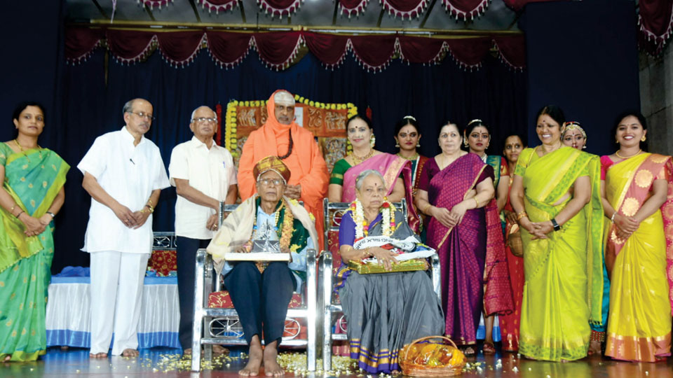 Nadoja Dr. T.V. Venkatachala Shastry feted