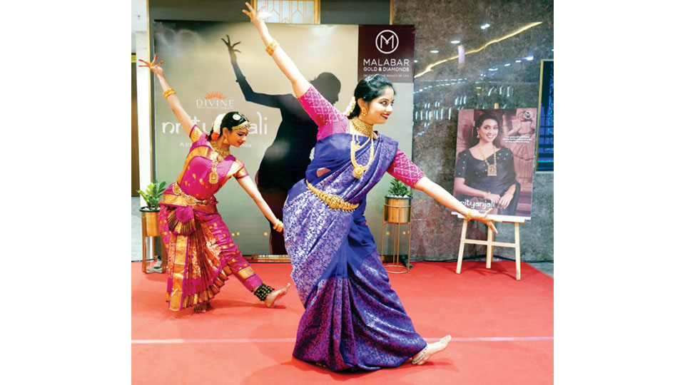 Celebrating Indian Dance Forms…: Malabar launches Nrityanjali Jewellery Collection