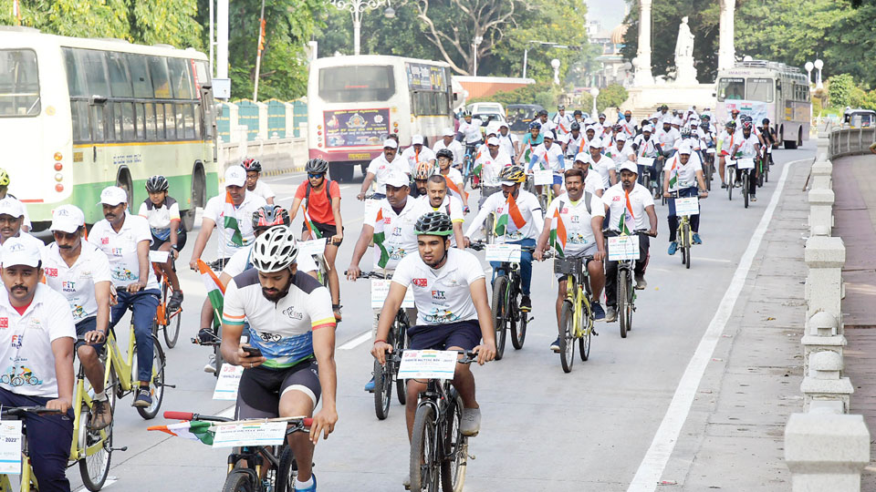 Bicycle rally marks ‘World Bicycle Day’
