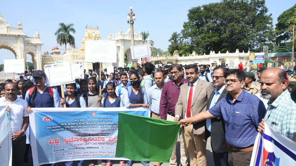 World Schizophrenia Day: City students take out awareness jatha