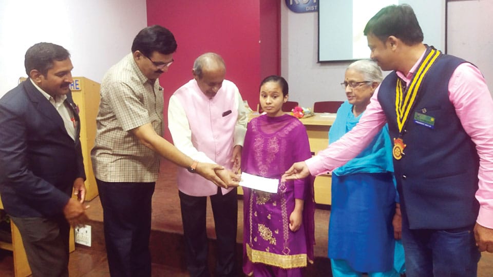 Visually-impaired Uttarakhand girl who excelled in SSLC honoured