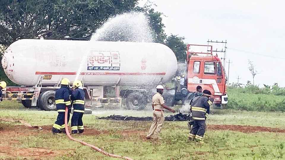 Mock drill held to tackle chemical spill
