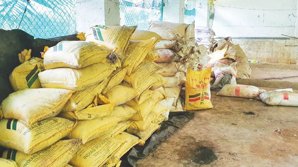 Adulterated fertiliser unit raided at Mandakalli