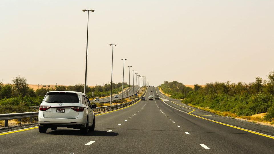 Top 5 Benefits of Car Rental in Dubai