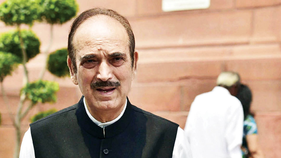 Ghulam Nabi Azad resigns from all Congress posts