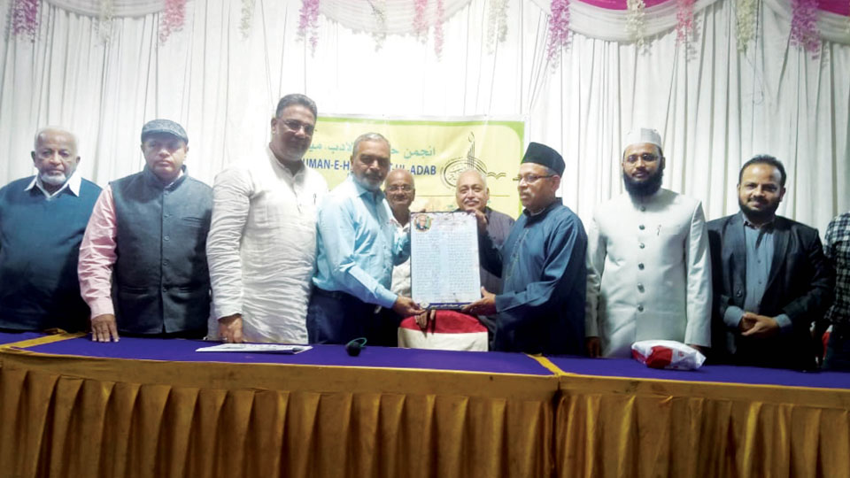 MLA Tanveer Sait pays rich tributes to Prof. B. Sheik Ali