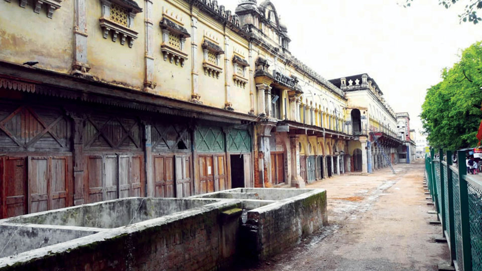 Restoration of dilapidated heritage buildings in Mysuru: CM non-committal, to see financial status