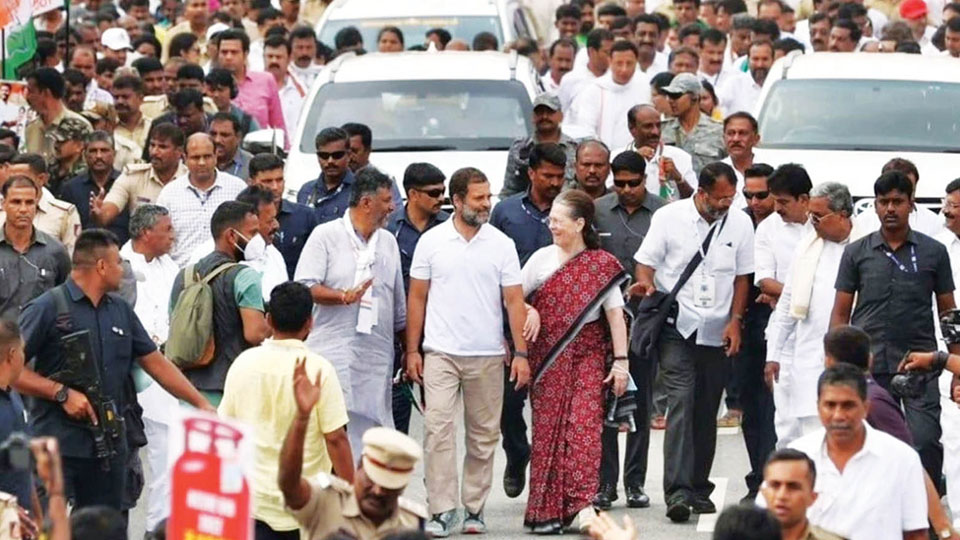 Sonia Gandhi joins Bharat Jodo Yatra
