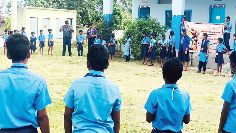 Janjatiya Gaurav Divas: SWR Mysuru interacts with Bandipur School students