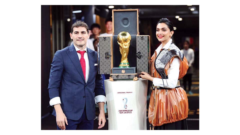 Deepika Padukone unveils World Cup trophy along with Iker Casillas in Qatar