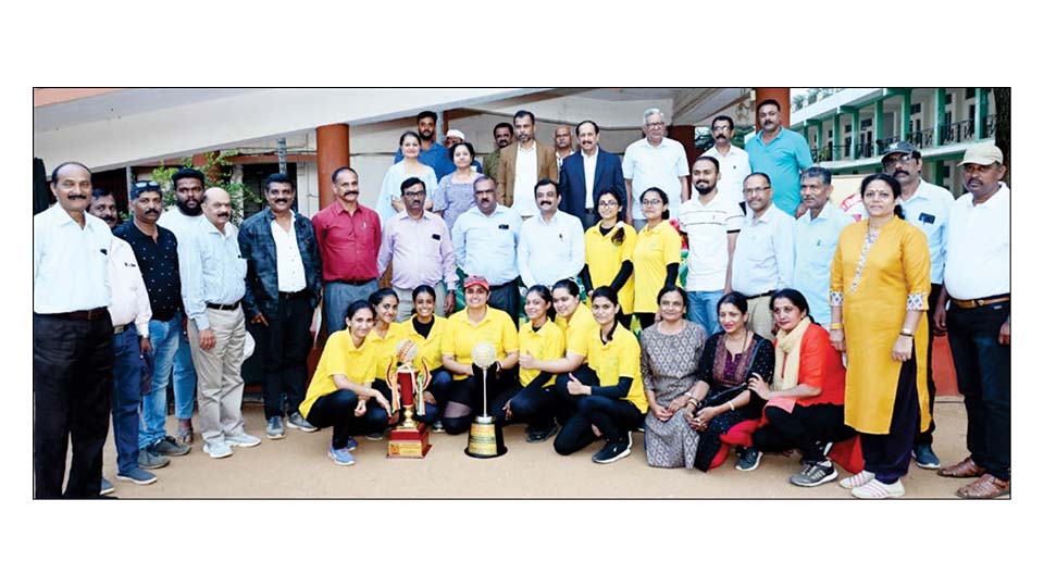 Winners of Dr. Adengada A. Kuttappa Memorial Throwball Tournament
