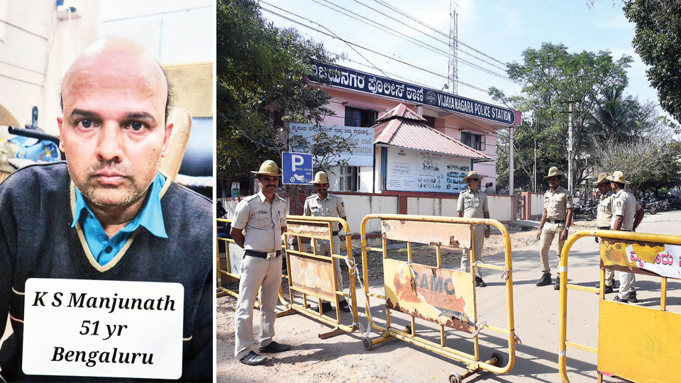 ADGP quizzes Santro Ravi at Vijayanagar Police Station
