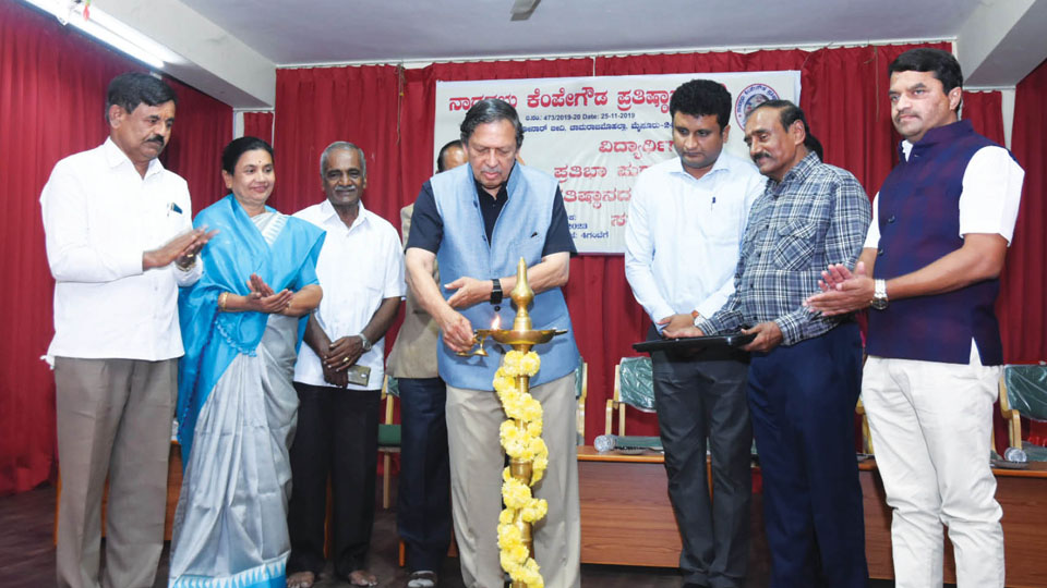 ‘No cure for greed in society,’ rues former Lokayukta Justice Santosh Hegde