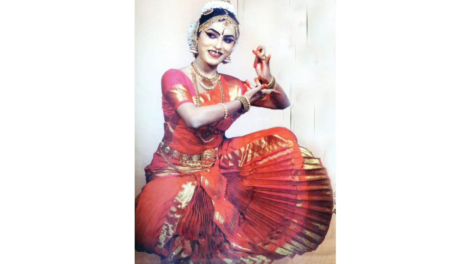 Indian Classical Dance Bharatanatyam Premium Poster Canvas Art HD phone  wallpaper | Pxfuel