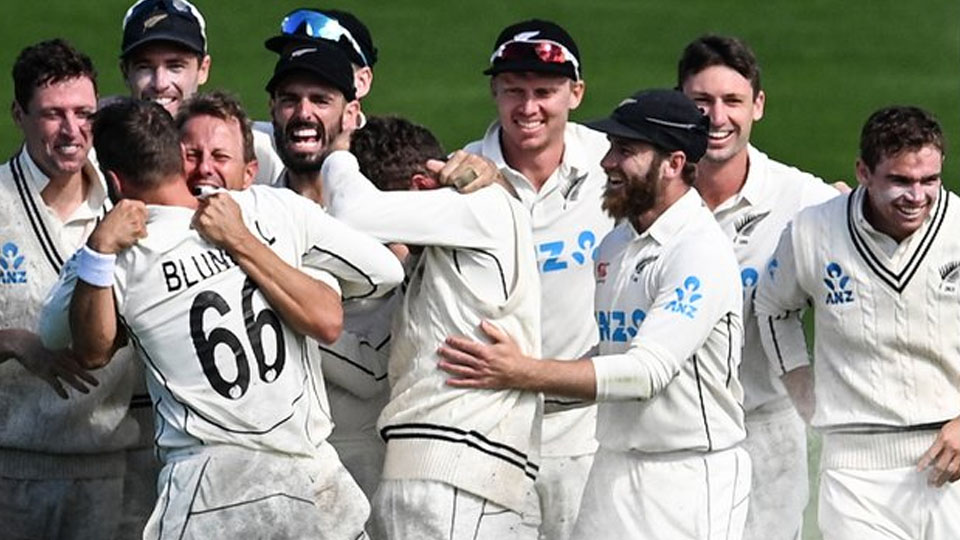 New Zealand beat England by 1 run in second-Test thriller