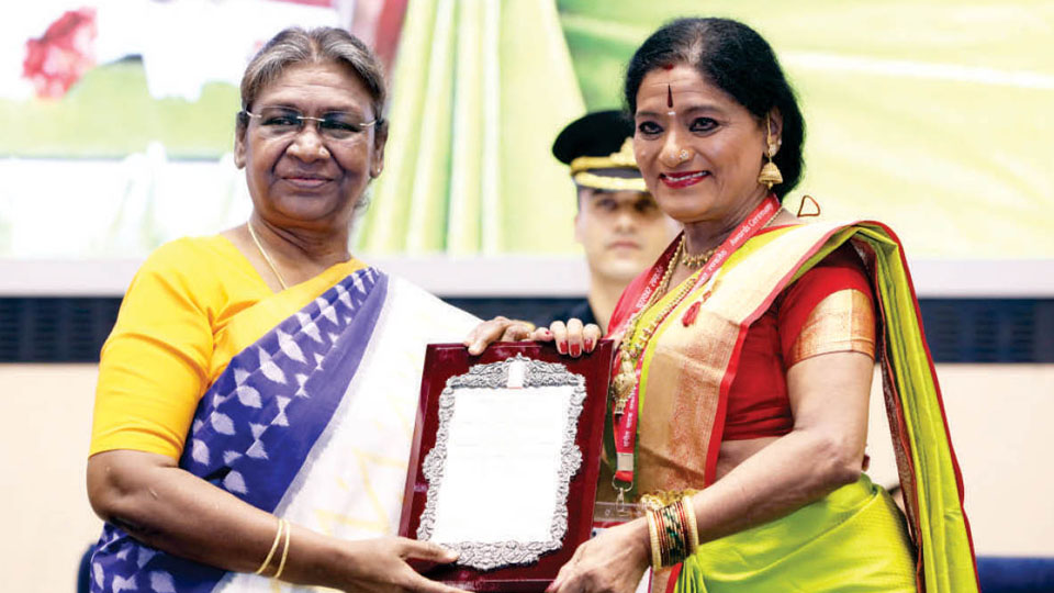 Prez presents Central Sangeet Natak Akademi Award to Dr. Vasundhara