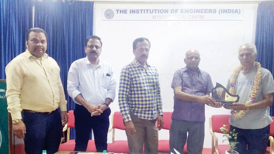 Retired IIT, Bombay Professor feted