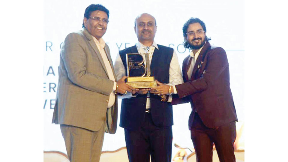 Tholasi Jewels wins ‘Regional Jewellery Retailer of the Year – South’ Award