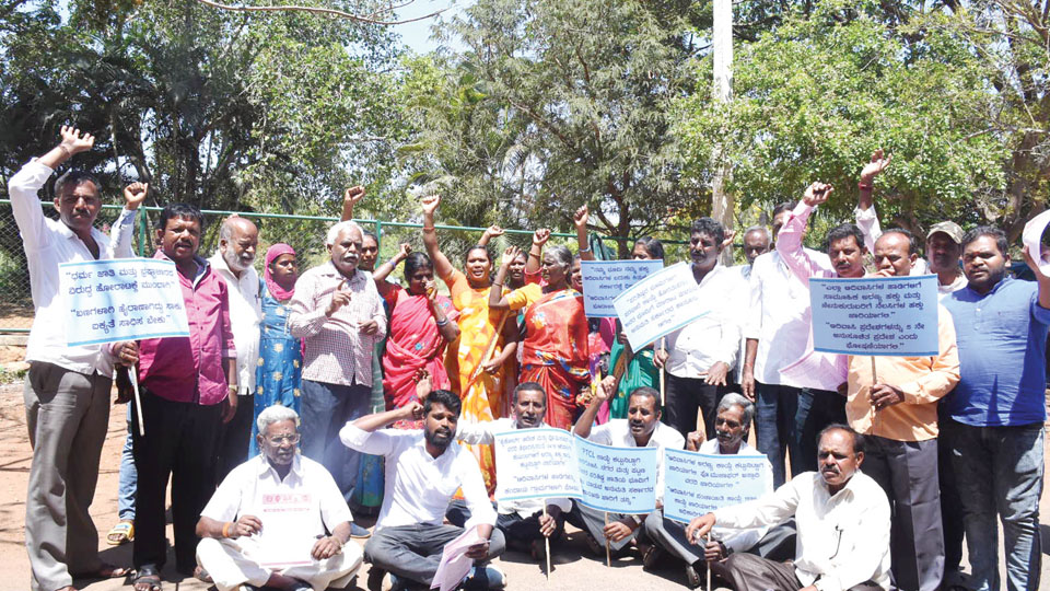 Tribals demand internal reservation, implementation of Forest Rights Act