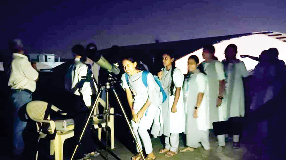 GSSSIETW Science Club conducts Sky Watch