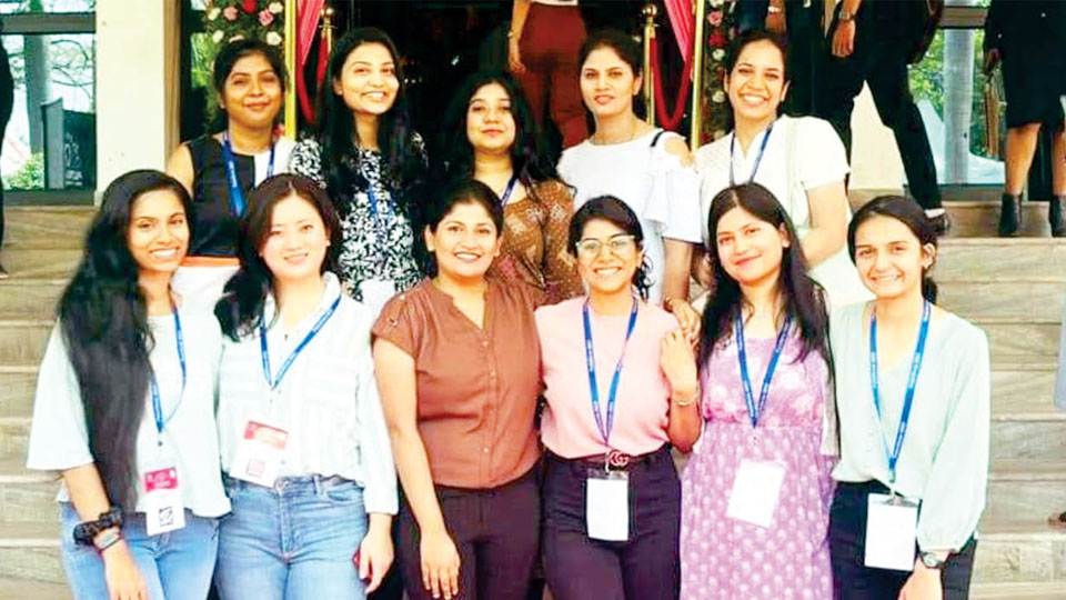 JSS Dental College PG students bag prizes in National Meet