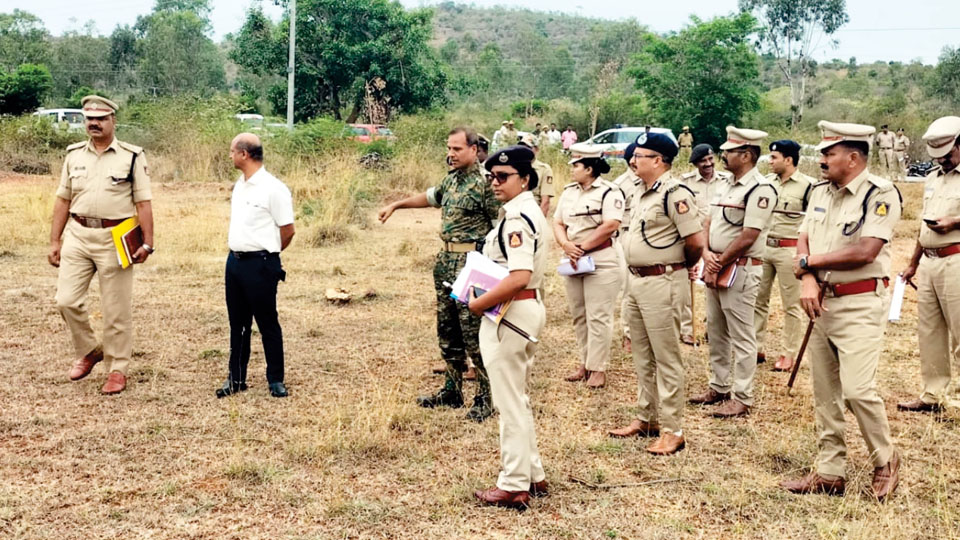 PM Modi’s visit to Bandipur on Apr. 9: ADGP Alok Kumar inspects security, helipad spots
