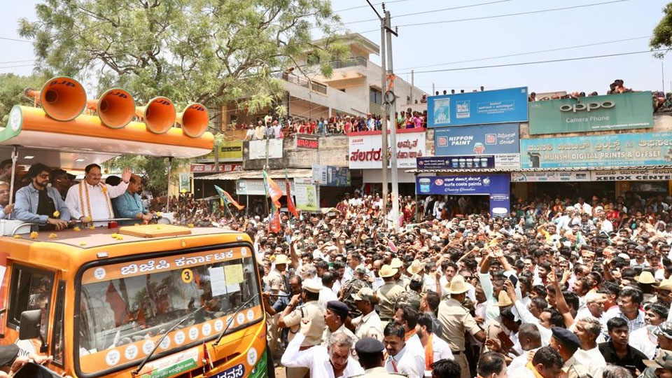 Sudeep adds ‘star power’ to CM Bommai’s road show