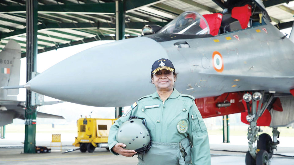 President Droupadi Murmu flies in Fighter Jet
