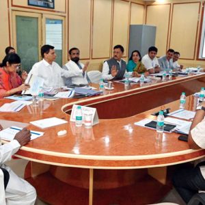 Ahead of June 1 Cabinet meeting CM holds discussions with top officials on implementing pre-poll guarantees