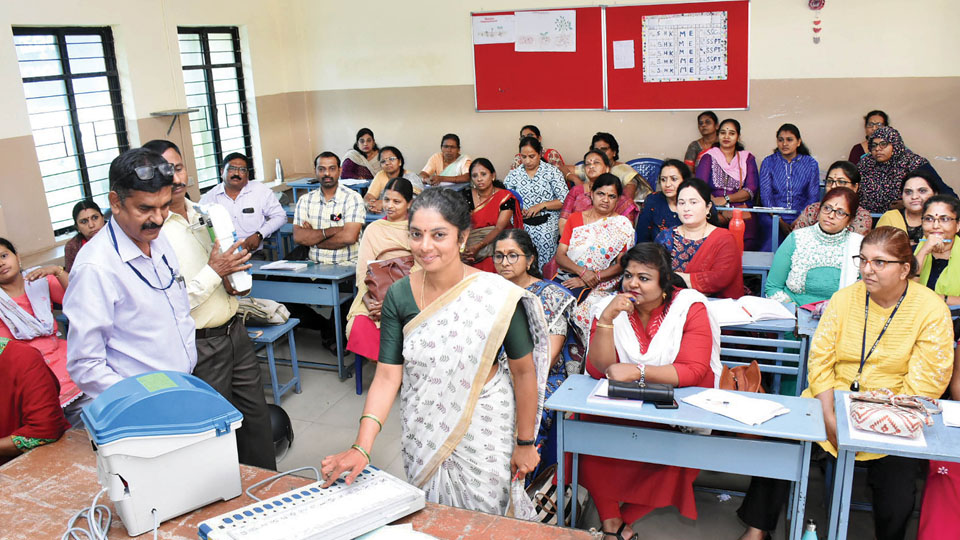 Training for Poll Officers concludes