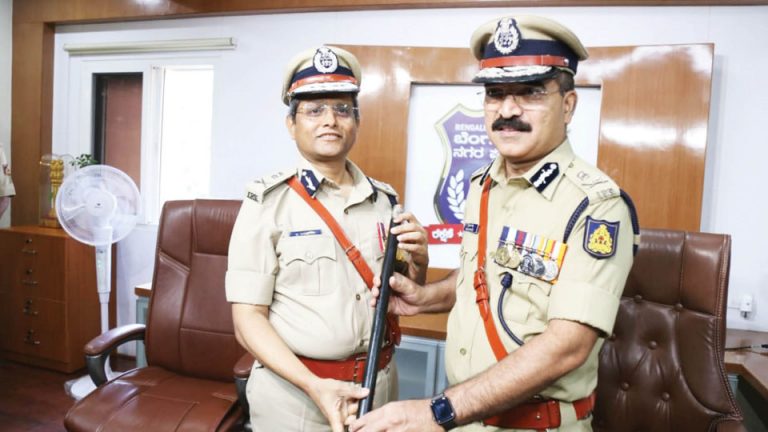 ADGP B. Dayananda Takes Over As Bengaluru City Police Commissioner ...