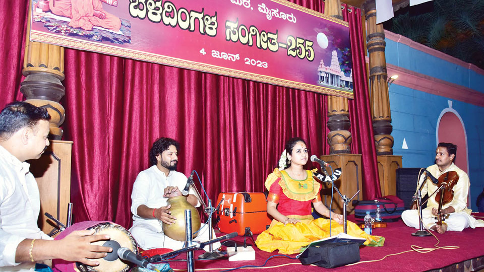 Vidu. Sooryagayathri from Kerala performs at Suttur Mutt in city