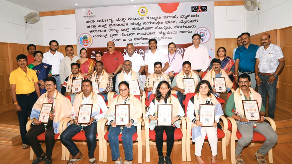 World Blood Donor Day on June 14: Jeeva Rakshaka Award conferred on donors