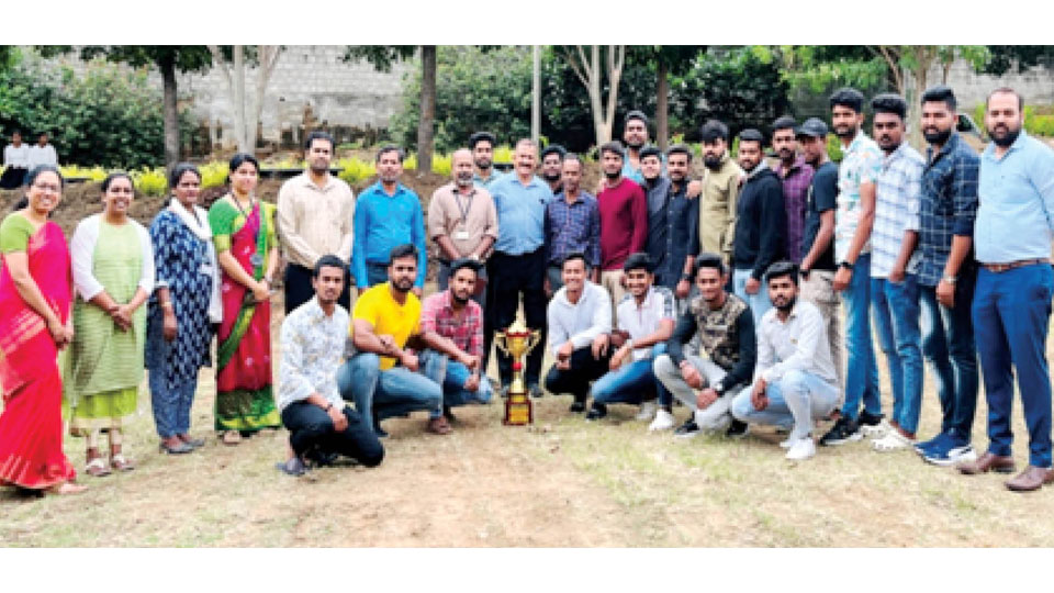 Winners of Inter-Collegiate Cricket Tourney