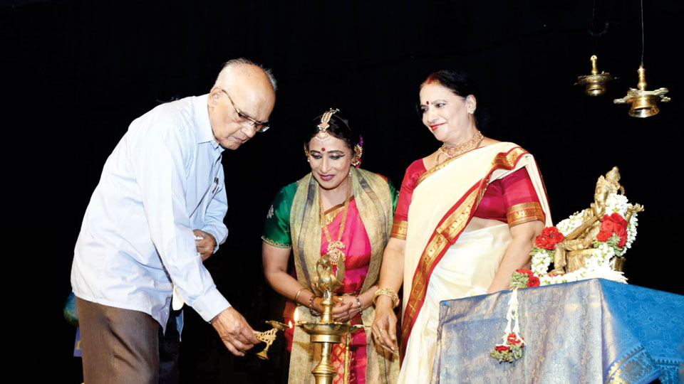 Nrutyotsavas needed for survival of dance forms: Dr. S.L. Bhyrappa