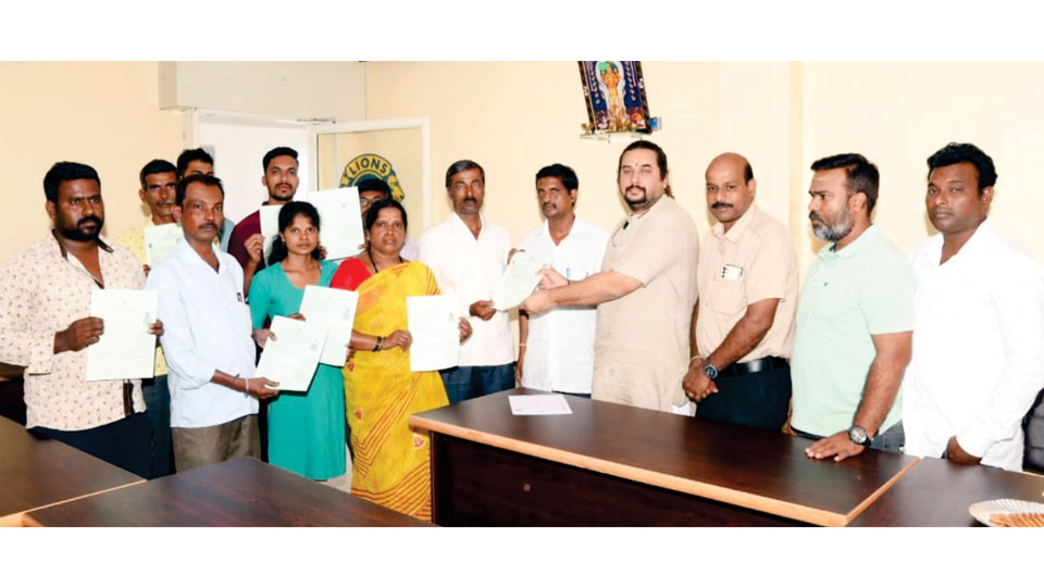 e-Shram cards distributed to unorganised workers