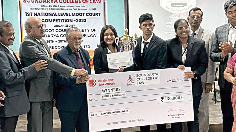 JSS Law College students excel in National Moot Court contest