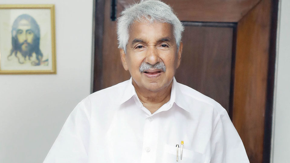 Former Kerala CM Oommen Chandy passes away at 80