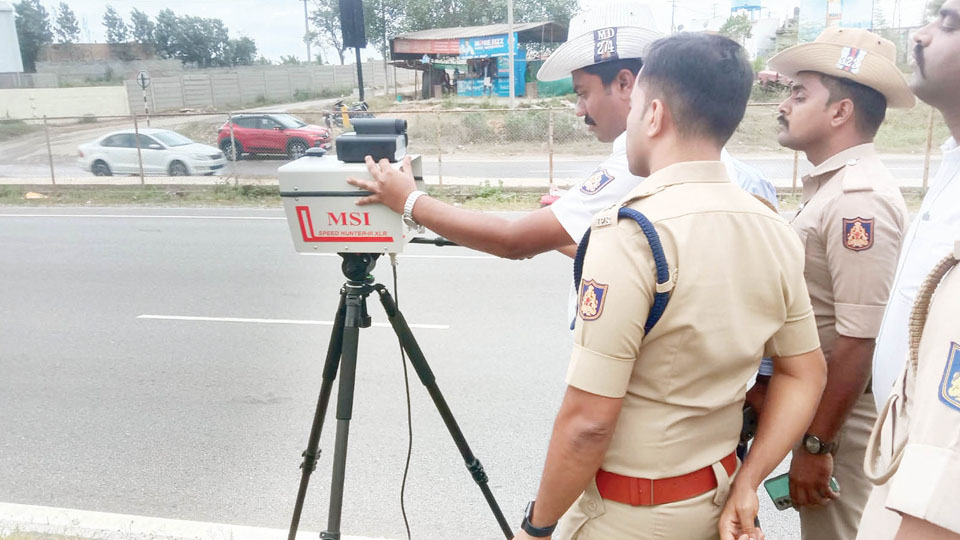 Over-speeding on Mysuru-Bengaluru Expressway: 490 cases booked in two days; spot fines collected